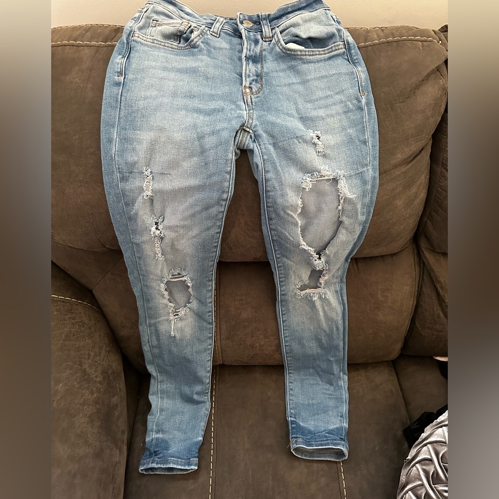 Arizona Jean Co Distressed Jeans